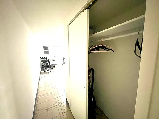 Rented by Evergreen Realty & Investments | media 11