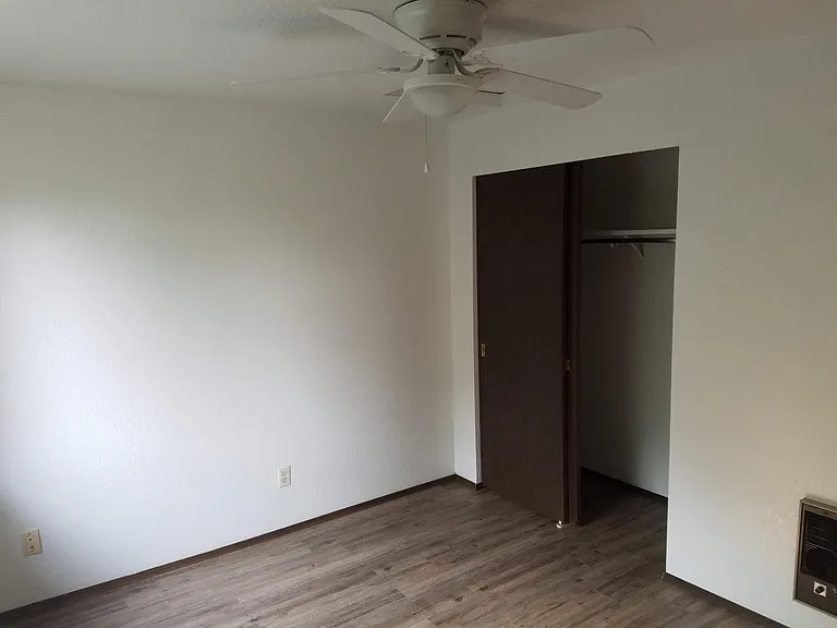 336 W Elizabeth St #4 — Photo 10