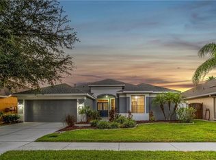 6803 Pleasant Oaks Pl, Riverview, FL 33578