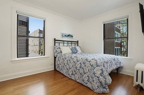 4th image of 1200 W Sherwin Ave APT 1K