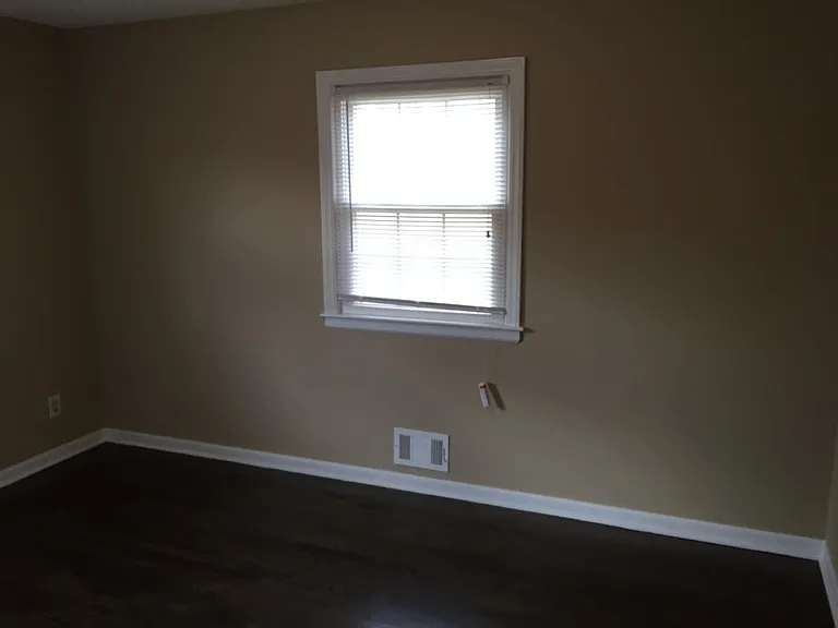 6213 N Woodland Ave — Photo 12