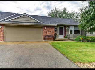 3028 Fairway Oaks Dr #0, Dekalb, IL 60115