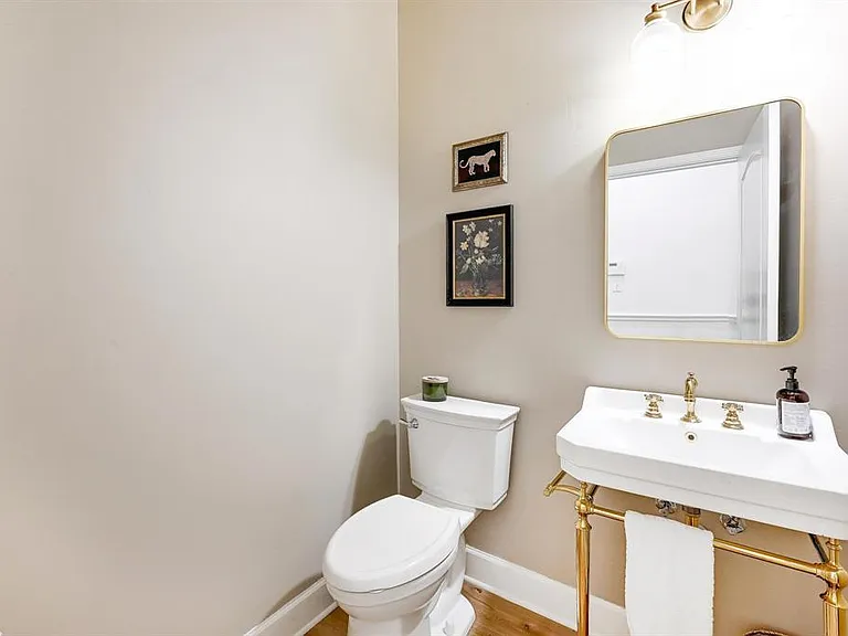 7721 Haggans Ln — Photo 18