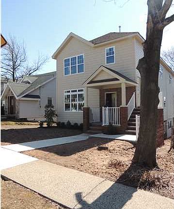 2nd image of 124 Justin Ave