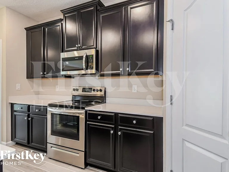 385 Stone Arbor Ln — Photo 6