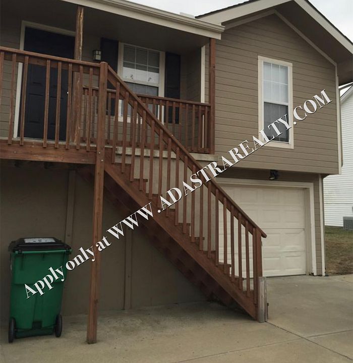 1st image of 1813 1st St