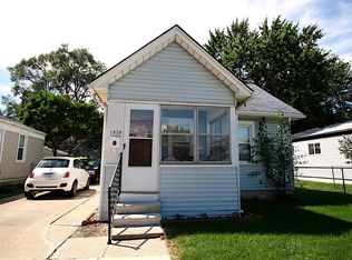 1979 Martin Rd, Ferndale, MI 48220