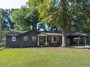 1922 Park Dr, Corinth, MS 38834