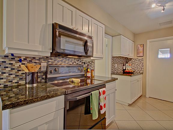 3rd image of 3801 W Desert Park Ln