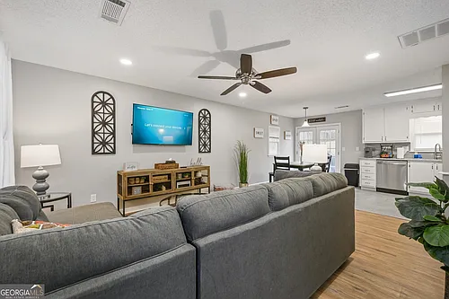 25 Jennifer Ln Photo 1