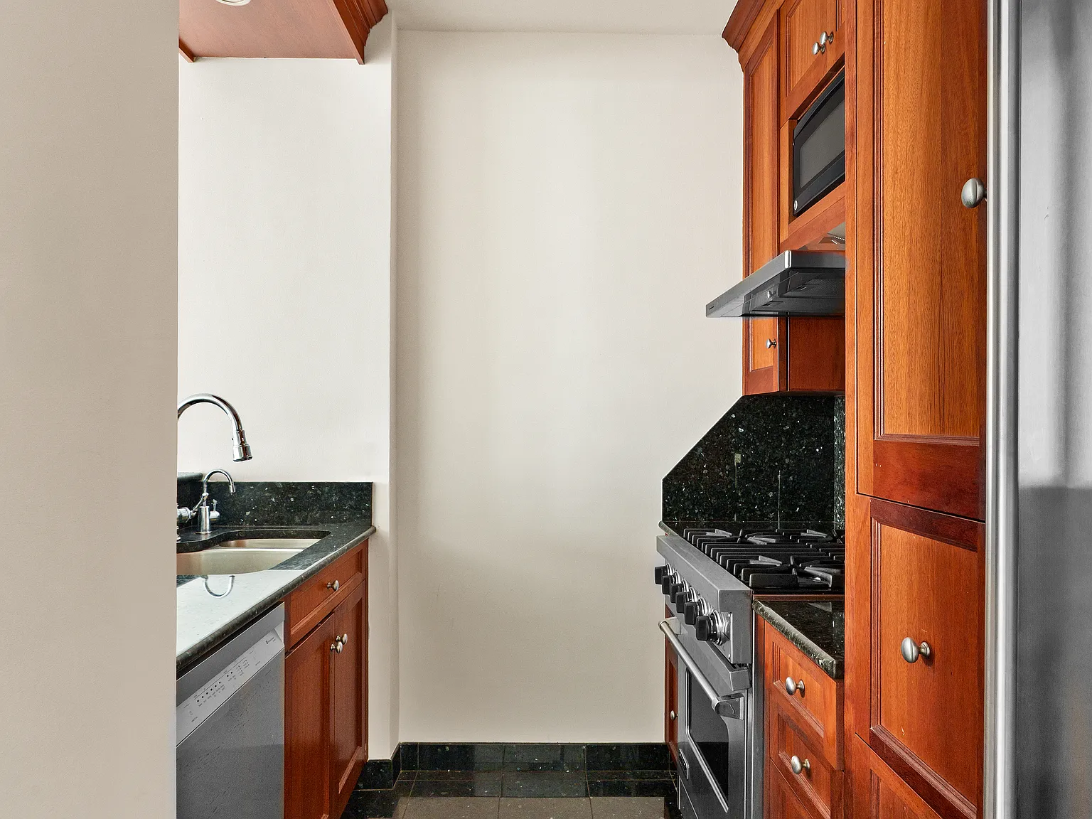 30 East 85th Street — Photo 4