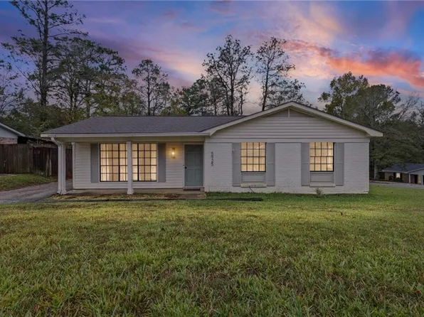 5925 Couton Dr, Mobile, AL 36693