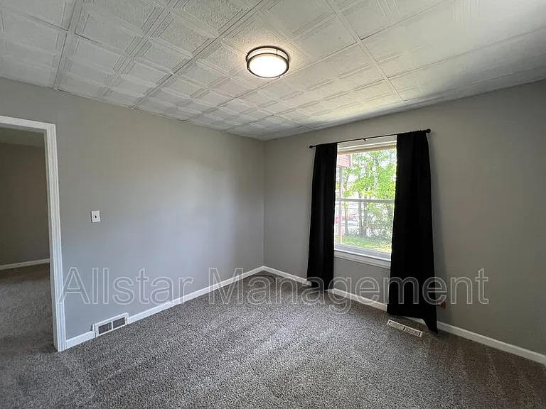 4859 E 97th St #DOWN — Photo 10
