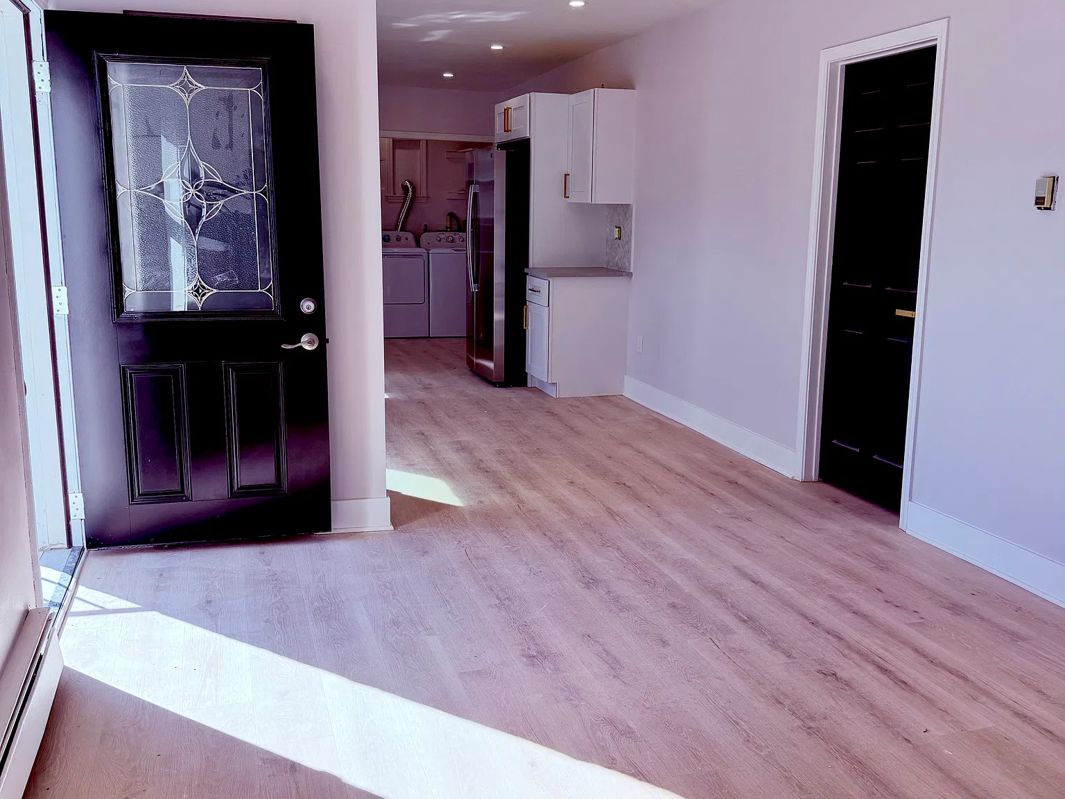 3 bed, 1000 sqft, $1,850 — Photo 4