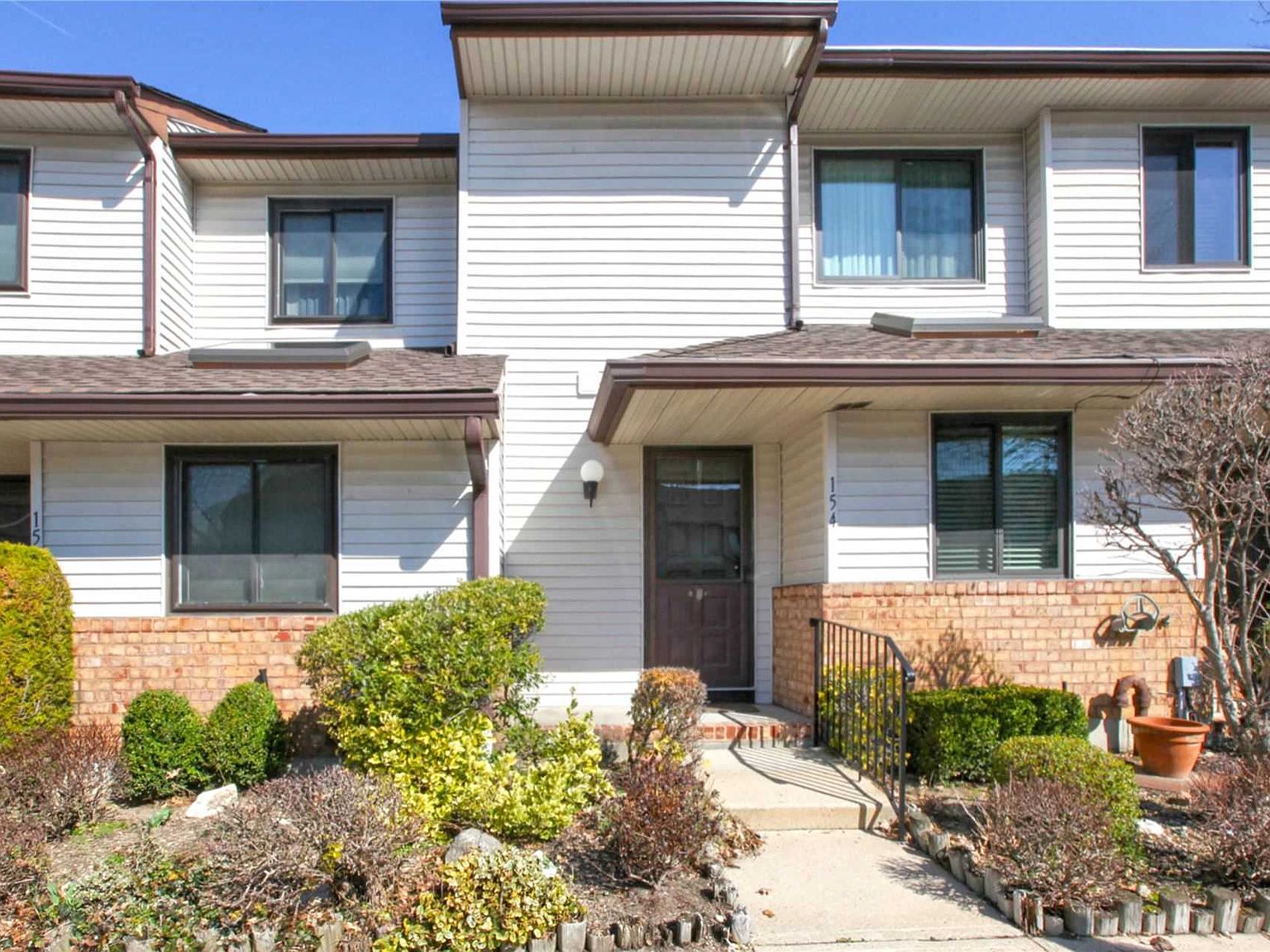 154 Laurel Lane, Wantagh, NY 11793 Zillow