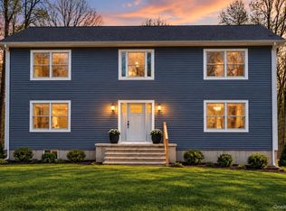 7 Tulip Rd, Lincolndale, NY 10540