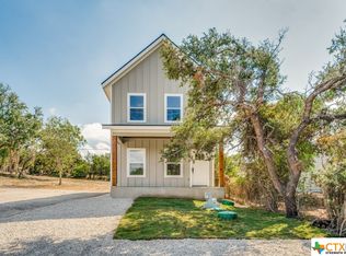 1448 Lonesome, Canyon Lake, TX 78133