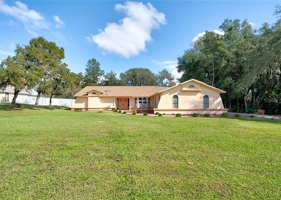 1st image of 13167 Roseanna Dr