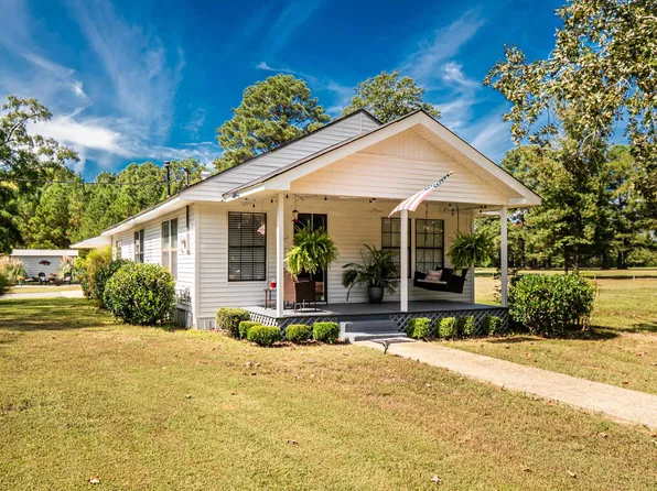 2220 Bradley 1 Rd N, Banks, AR 71631