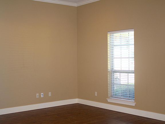3rd image of 5071 Shiloh Village Dr