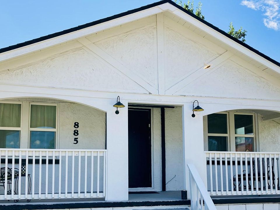 885 S. Locust Street, Denver, CO. 80224