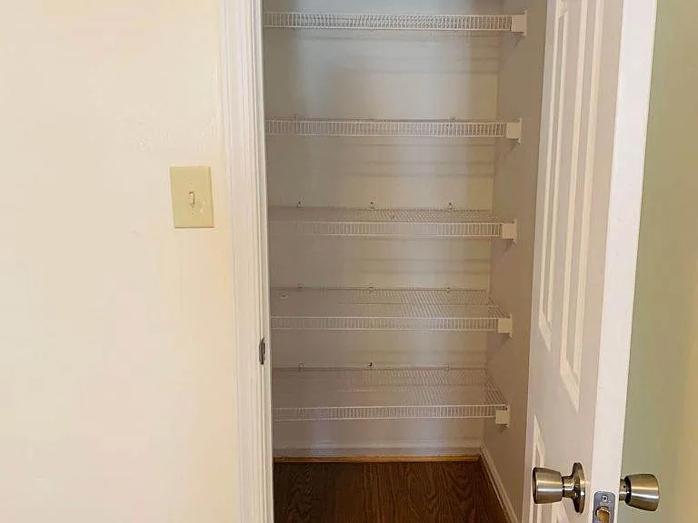 Regency at Longhill — Photo 16