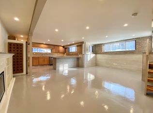 2700 W Medill Ave #G, Chicago, IL 60647