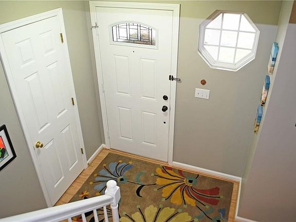 3rd image of 9706 Bradford Knoll Dr