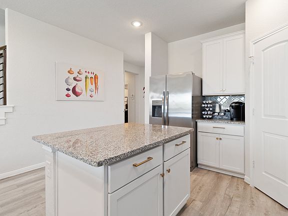 Hunters Ranch Model - Polk - Kitchen