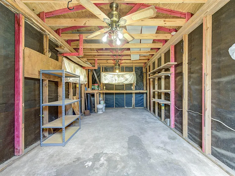 4704 1st St — Photo 35