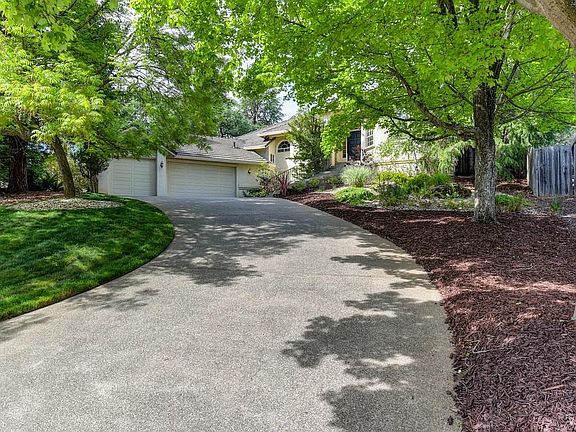 5th image of 1960 Portsmouth Dr