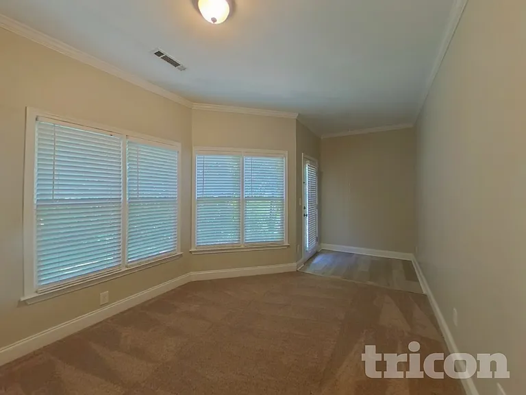100 Wyngate Dr — Photo 11