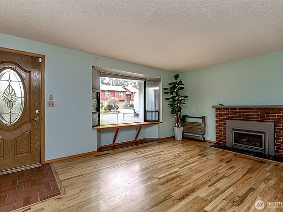 5th image of 11207 92nd Avenue Ct SW