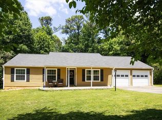 127 Apple Valley Dr, Woodstock, GA 30188