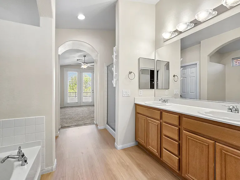 1052 Brinkman St — Photo 29