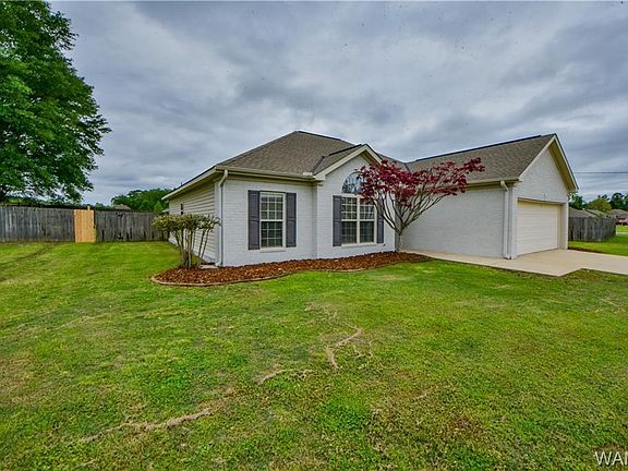2nd image of 10801 Plantation Dr