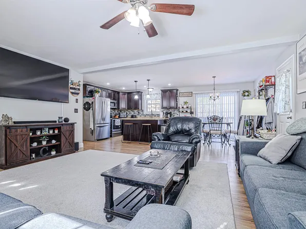 35 Reservoir Road, Meredith, NH 03253