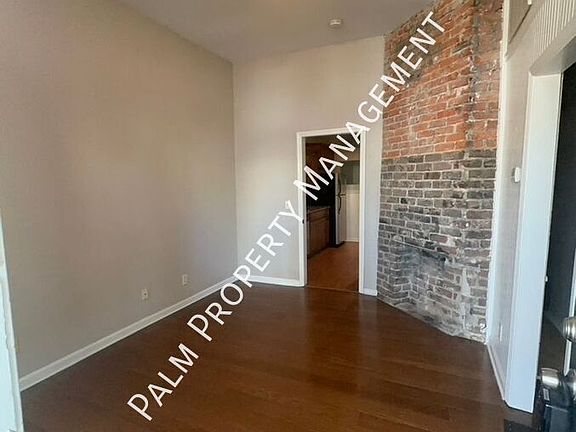 2nd image of 613 E Duffy St #A