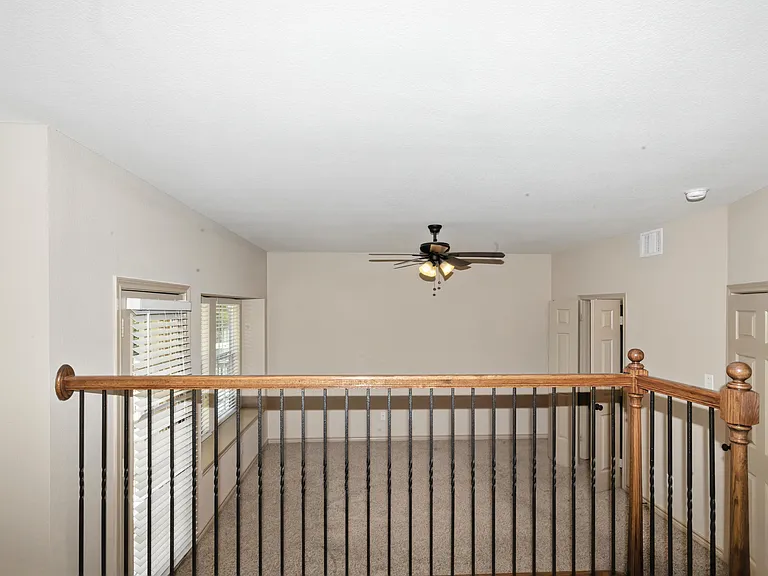 3905 Vista Mar Dr — Photo 15