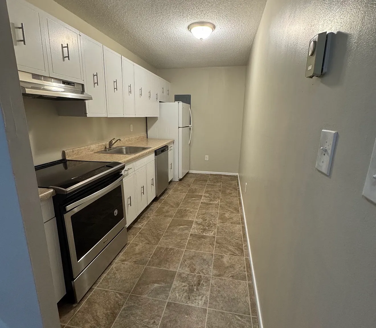 1 bed, $2,100 — Photo 1