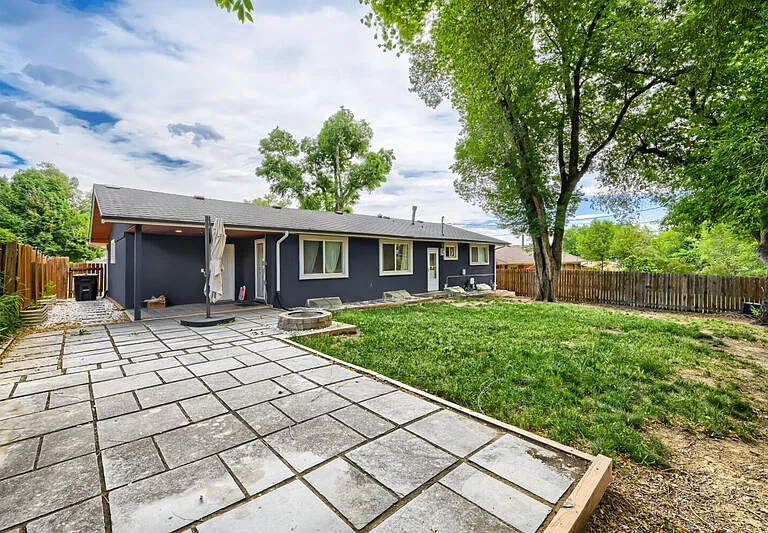 1007 Venus Dr — Photo 17