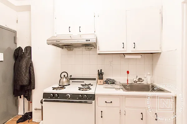 Rented by Nolita Group | media 13