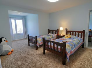 11181 Tyrone Trl, Fenton, MI 48430