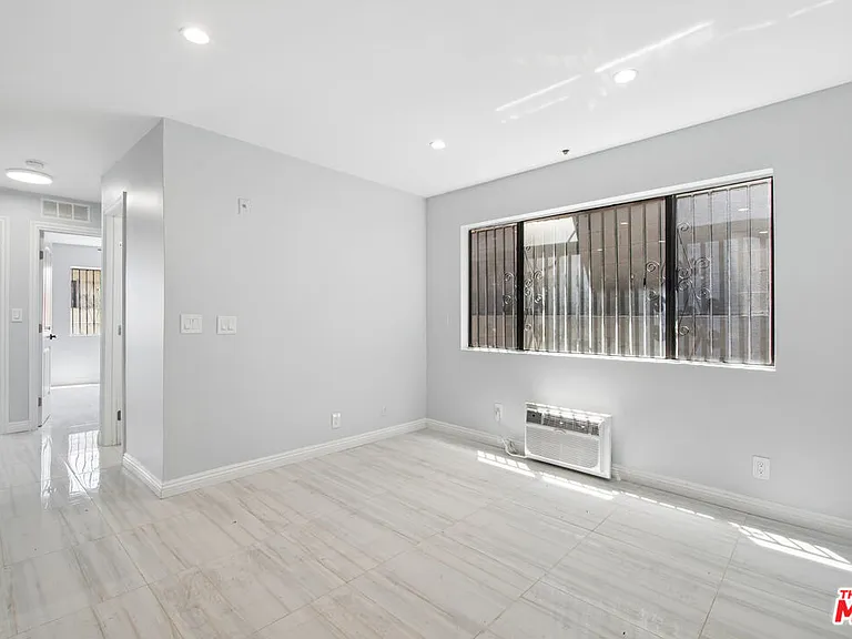 852 N Bunker Hill Ave #105 — Photo 6