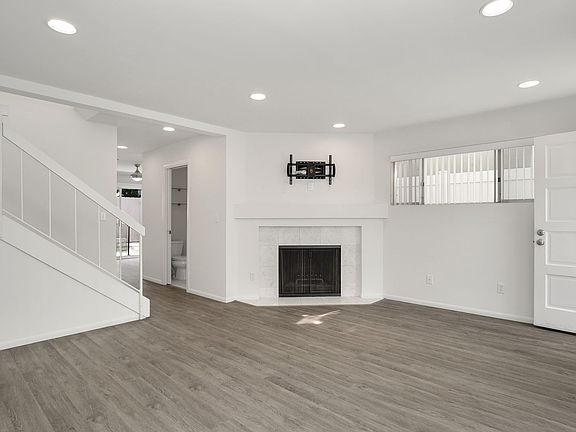 5th image of 1116 Thomas Ave #0