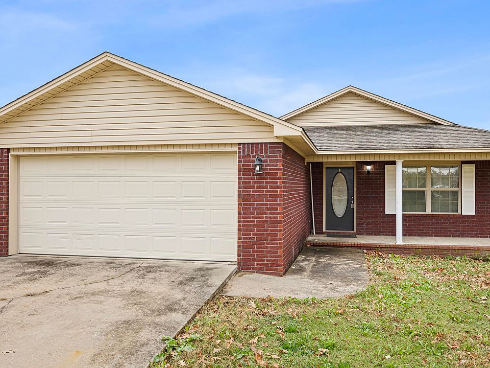 1st image of 266 Myrtle Dr