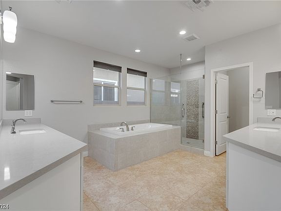 3rd image of 6031 Vista Clara St