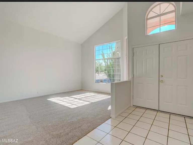 9871 N Western Fork Trl — Photo 5