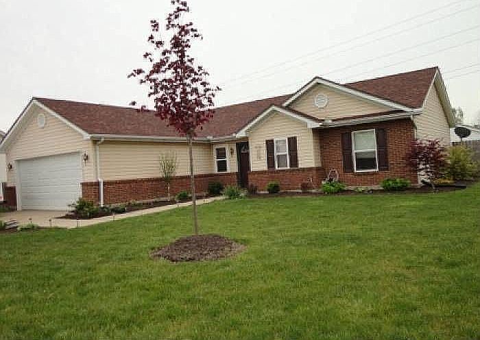 1st image of 73 Pinewood Dr