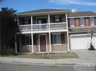 679 Beacon Ct, Vista, CA 92083